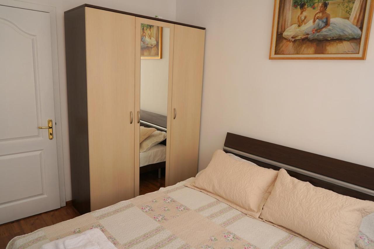 Shushi'S 1 Bedroom Central Apartment Plovdiv Exterior photo